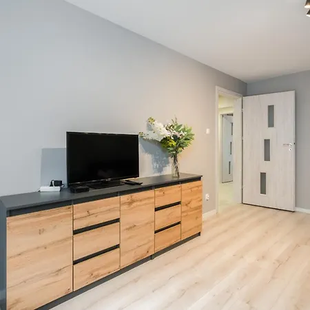 Family Apartment Poznan Rataje By Noclegi Renters Exterior photo